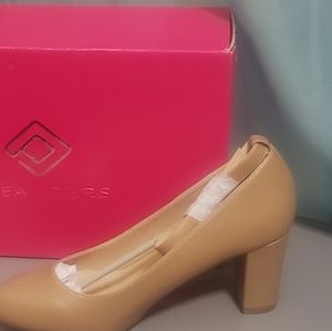 Tan/Nude Chunky Heels